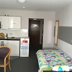Sindel Living Service Or Business Duplex Apartment Near Daimler *