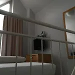 Sindel Living Service Or Business Duplex Apartment Near Daimler