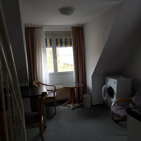 Apartman Sindel Living Service Or Business Duplex Apartment Near Daimler