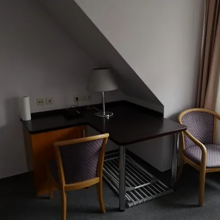 Sindel Living Service Or Business Duplex Apartment Near Daimler Apartman *