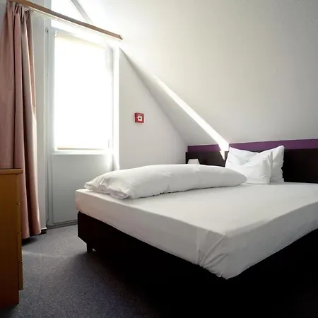 Sindel Living Service Or Business Duplex Near Daimler * Sindelfingen